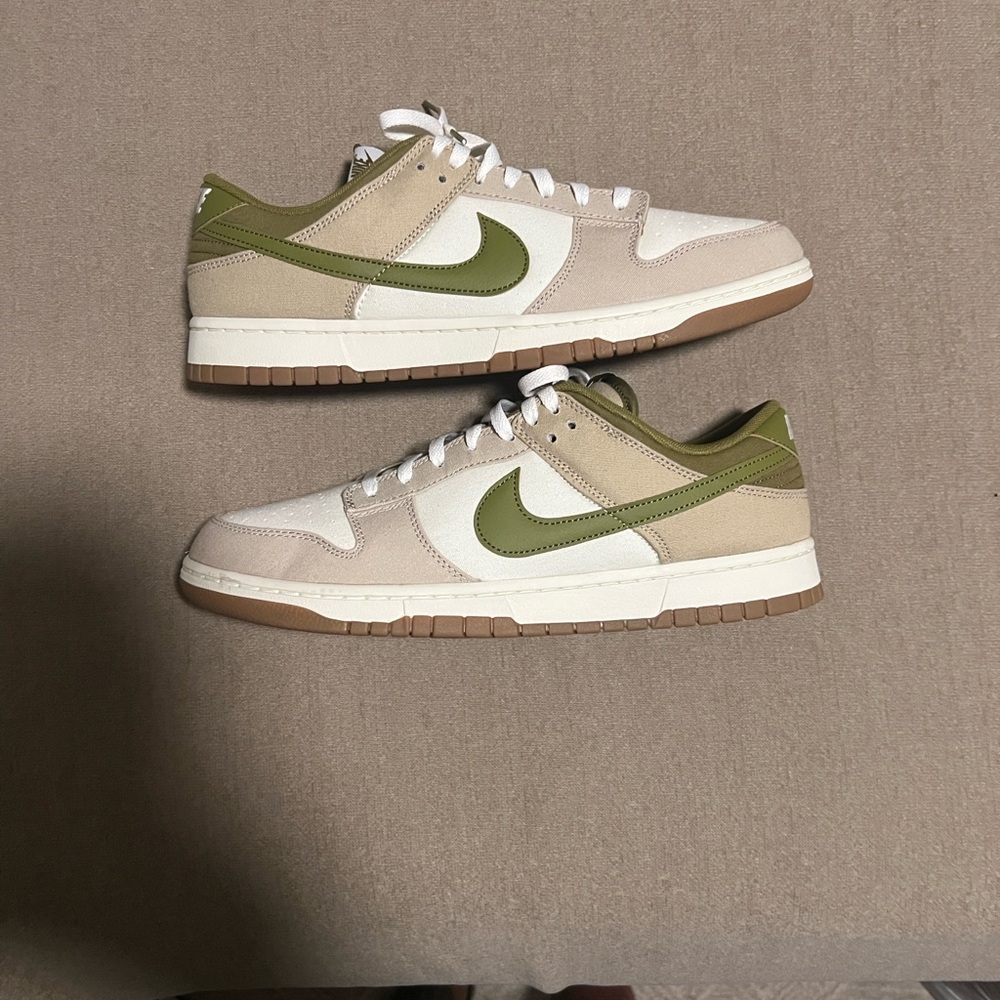 Men’s Nike Dunks